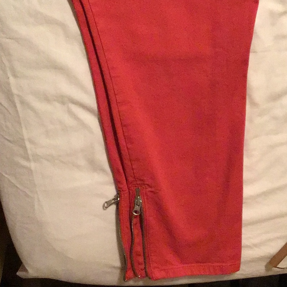 Capris - Picture 3 of 8